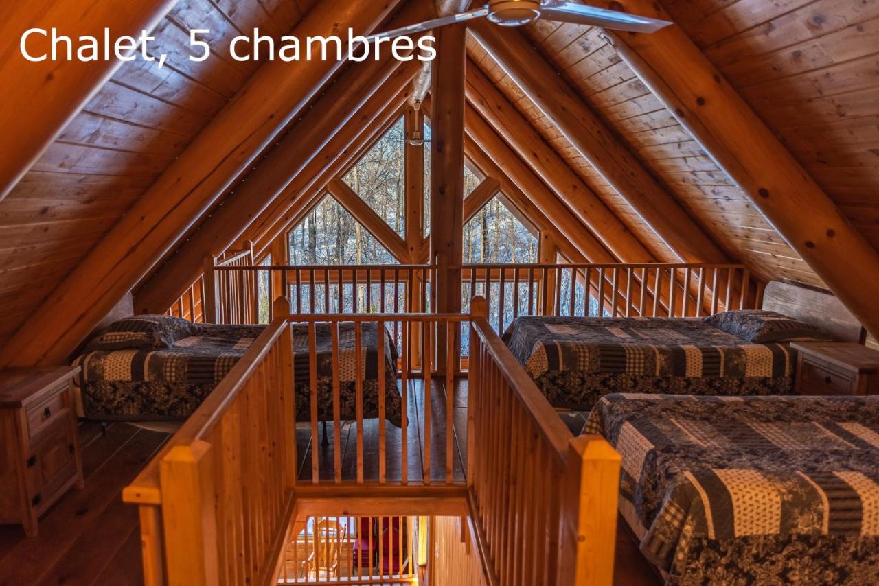 Chalets Et Spa Lac Saint-Jean Шамбор Экстерьер фото