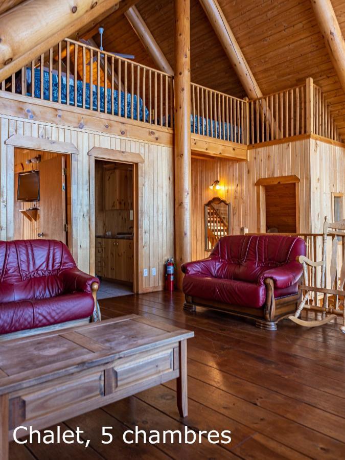 Chalets Et Spa Lac Saint-Jean Шамбор Экстерьер фото