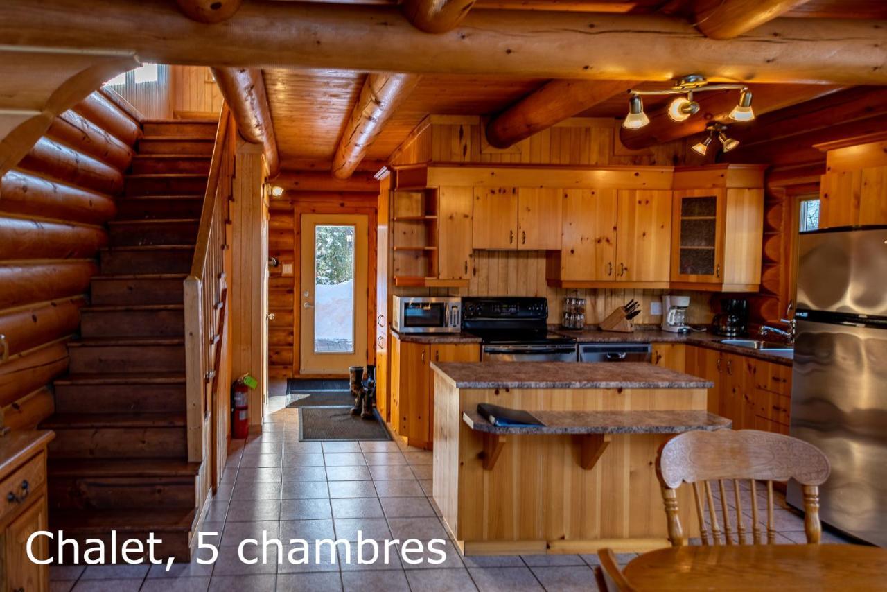 Chalets Et Spa Lac Saint-Jean Шамбор Экстерьер фото